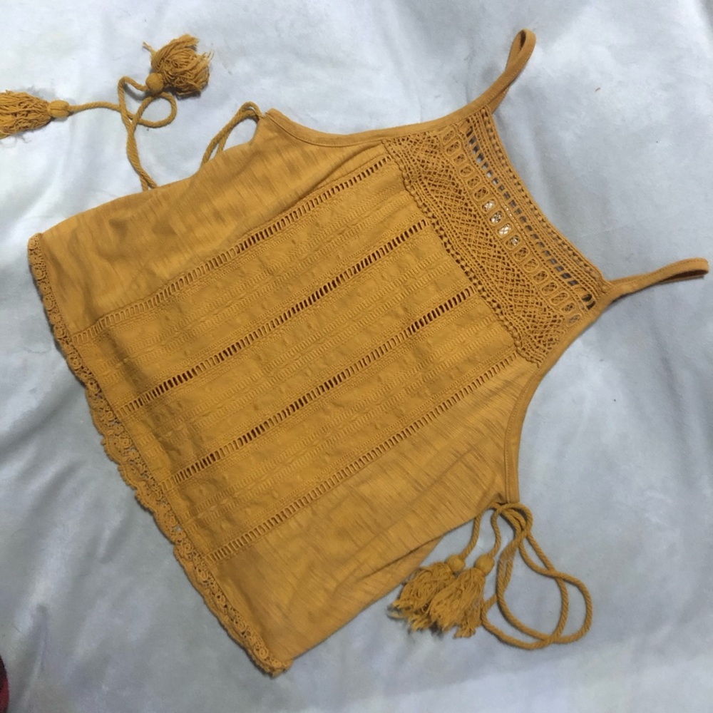 Crop top
